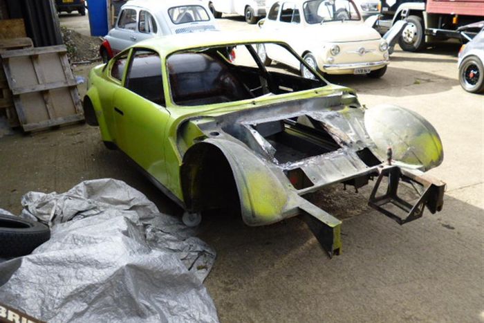 Abarth Simca 1300 Longnose Restoration - Photographs by: AMPaquete